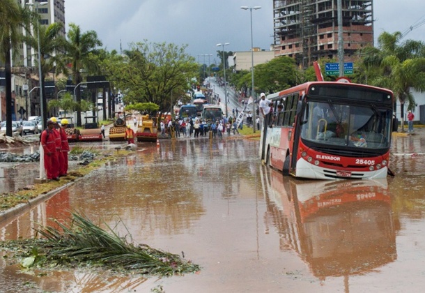 Seis Pessoas Morreram E Cidades Est O Em Estado De Emerg Ncia Por