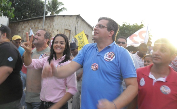 A alegria tomou conta das ruas do distrito neste domingo (30)