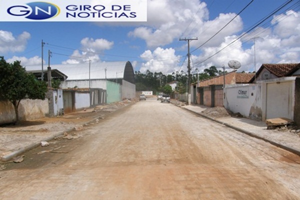 Rua Ant&ocirc;nio Carlos Magalh&atilde;es,com obra parcialmente conclu&iacute;da 