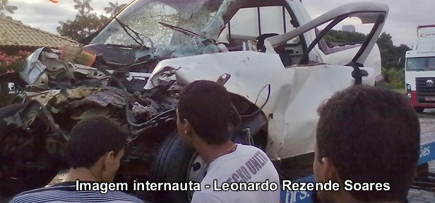 O motorista do Strada chegou a ser socorrido com vida, mas morreu no pronto socorro do hospital