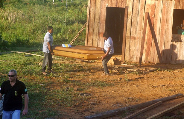 O homem foi morto enquanto trabalhava na constru&ccedil;&atilde;o de uma casa, em uma fazenda da zona rural do distrito de Montinho