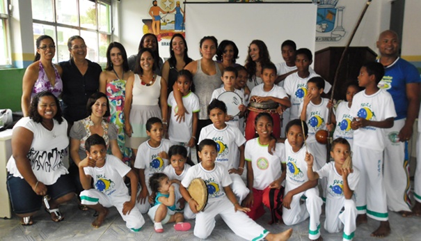 O encontro terminou por volta das 13h, com a apresenta&ccedil;&atilde;o do grupo de capoeira do PETI (Programa de Erradica&ccedil;&atilde;o do Trabalho Infantil) de Itabela.