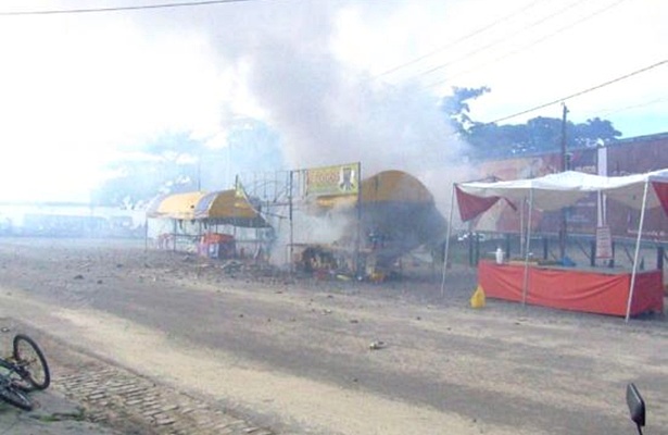 A barraca ficou totalmente destruída