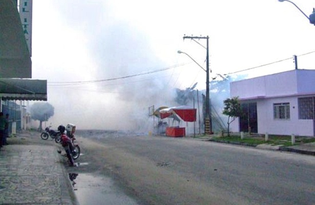 Residência próximas chegaram a ser atingidas
