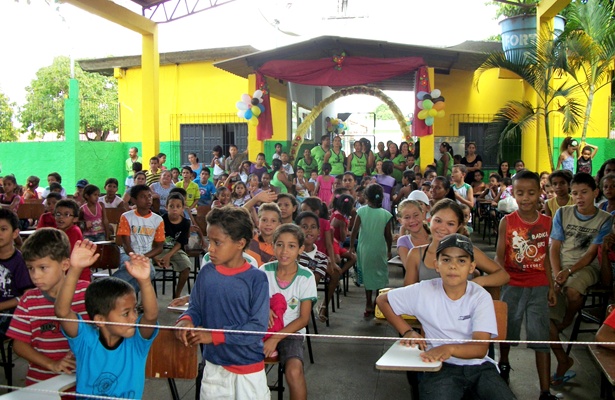 Uma grande quantidade de alunos se fez presente no evento