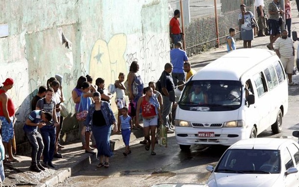 O transporte clandestino circulava normalmente pela capital