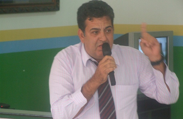 O vereador antecipou o seu voto para as contas de 2010 e disse que ainda n&atilde;o decidiu o voto para as pr&oacute;ximas