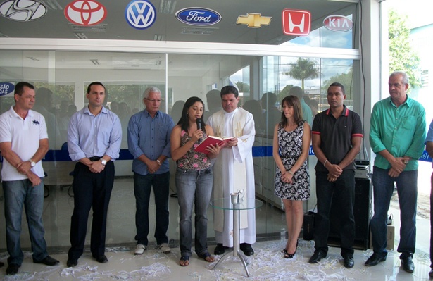 Diversas autoridades e empres&aacute;rios de Itabela e regi&atilde;o estiveram presentes no evento.