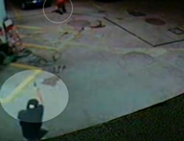 Menor matando uma pessoa no posto de gasolina