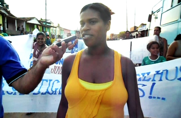 Namorada de Darlan, Maria da Concei&ccedil;&atilde;o da Silva Rocha, gr&aacute;vida de oito meses e vinte e um dias: "Darlan era uma pessoa atenciosa e muito carinhosa comigo"