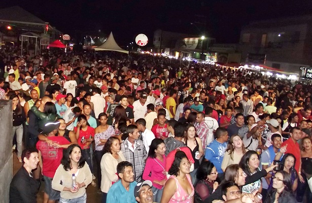 Festa do Café Conillon de Itabela começa nesta quinta-feira com