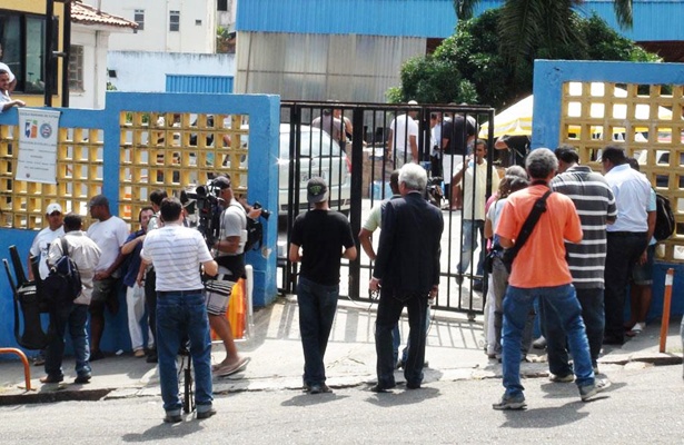 Após desocupação, PMs se reuniram no ginásio do Sindicato dos Bancários