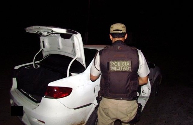 O dono do carro, Josenildo, contou que deu apenas uma carona e que n&atilde;o sabia que os colegas transportavam drogas