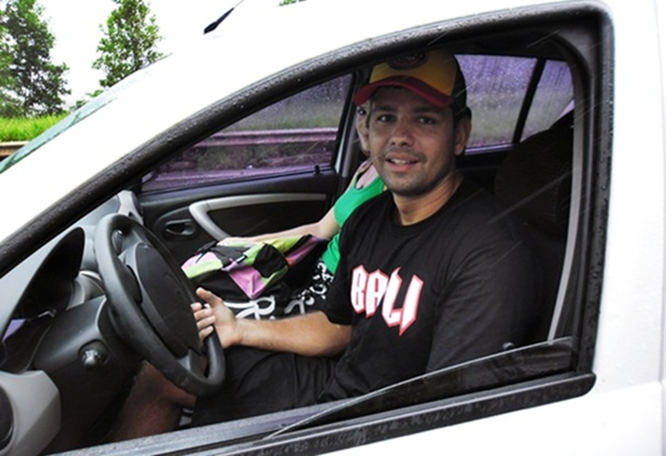  Soldado Soares do Corpo de Bombeiros do estado do Esp&iacute;rito Santo, que em um ato de hero&iacute;smo, ajudou a salvar a vida do motorista.