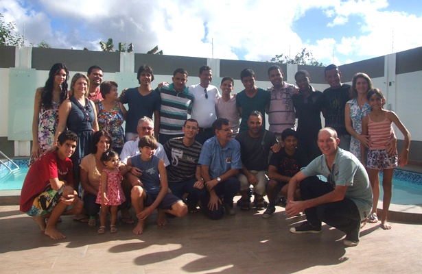 O seminarista Ueliton em visita a amigos na cidade de Itabela