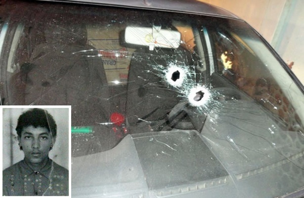 Elionaldo (detalhe) e o carro onde a v&iacute;tima estava.