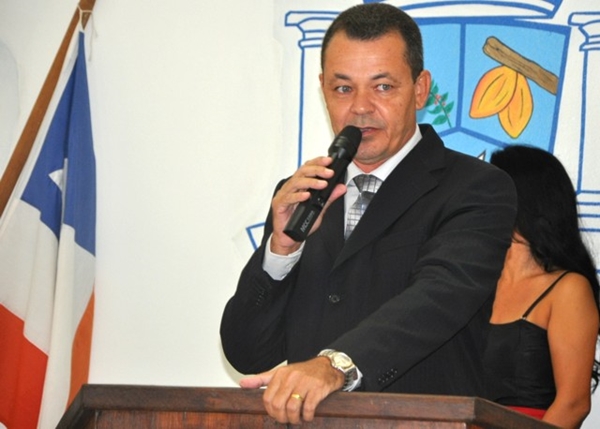 Lucio de Oliveira Fran�a,atual secret�rio de sa�de de Itabela.