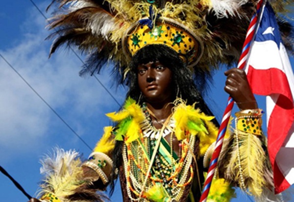 Imagem da cabocla &eacute; s&iacute;mbolo da festa do 2 de julho na Bahia (Foto: Egi Santana/G1)