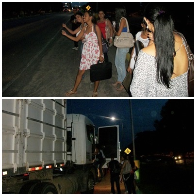 Alunos universit�rios pegando carona na BR101, por falta de transporte.